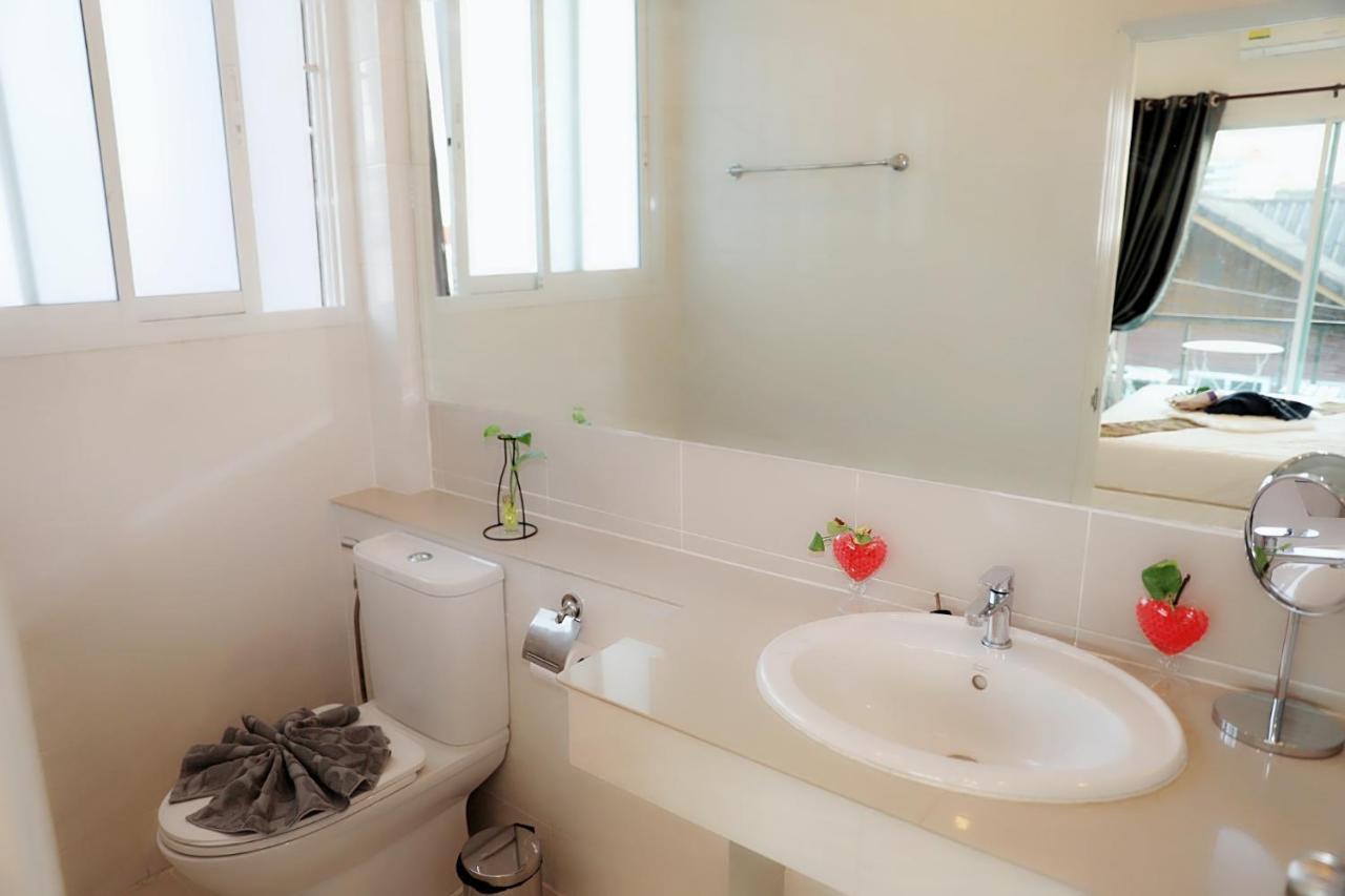 Close Maya Nimman 5Bedroom Villa เชียงใหม่ ภายนอก รูปภาพ